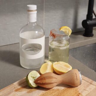 Lime og citronpresser i træ